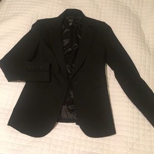Body by Victoria Black Blazer