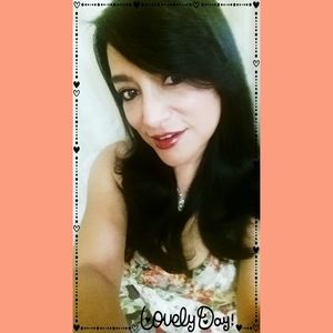 Meet your Posher, Gloria