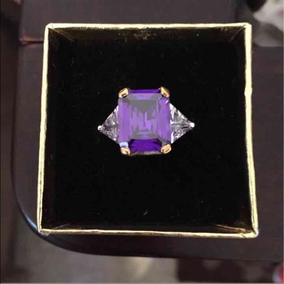 New CZ Purple Stone Ring