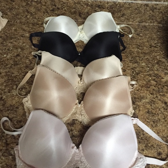 Bundle of 5 wacoal bras