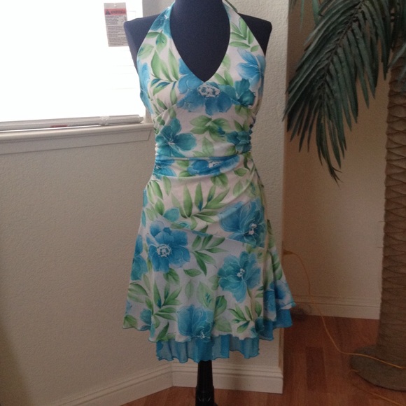 Medium beautiful floral print dress