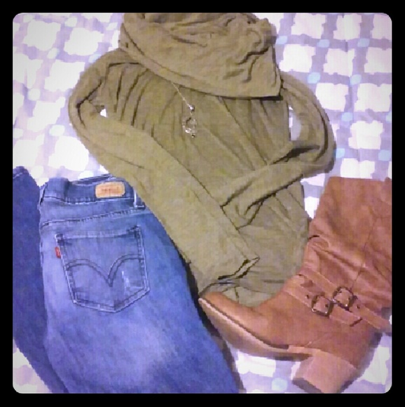 Gap - Picture 1 of 1