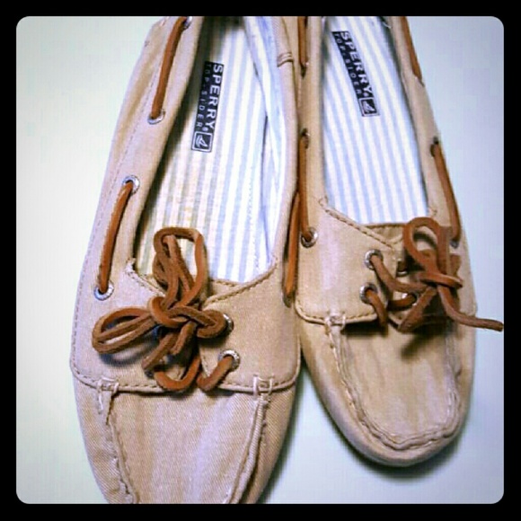 Sperry topsiders flats loafers boatshoes