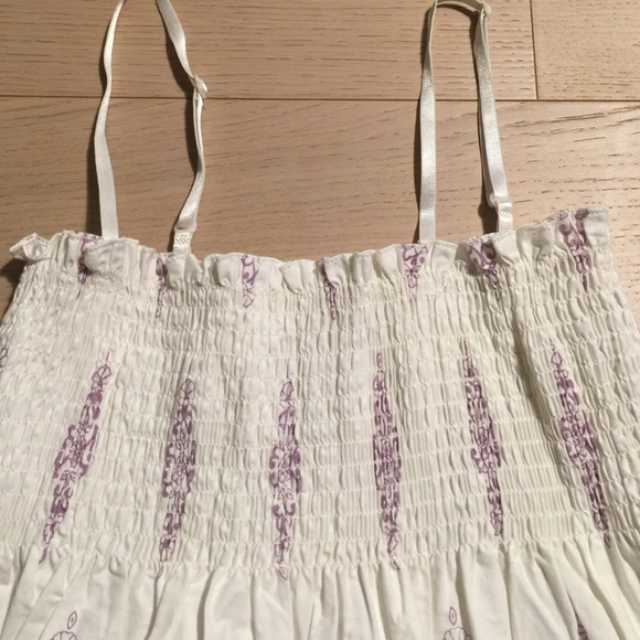 Spring dress - Picture 3 of 3