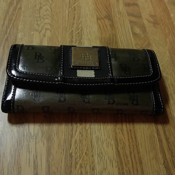 Handbags - Final Sale** Brentano (BB) Moda Italy Wallet** EUC