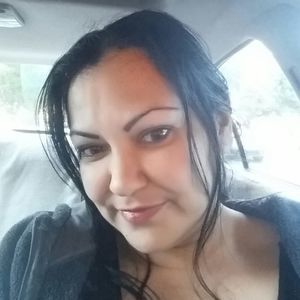 Meet your Posher, Damaris