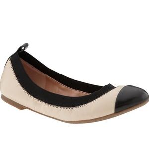 Banana Republic Ballet Flats