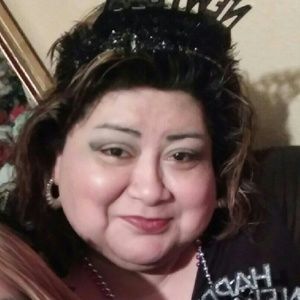 Meet your Posher, Cynthia