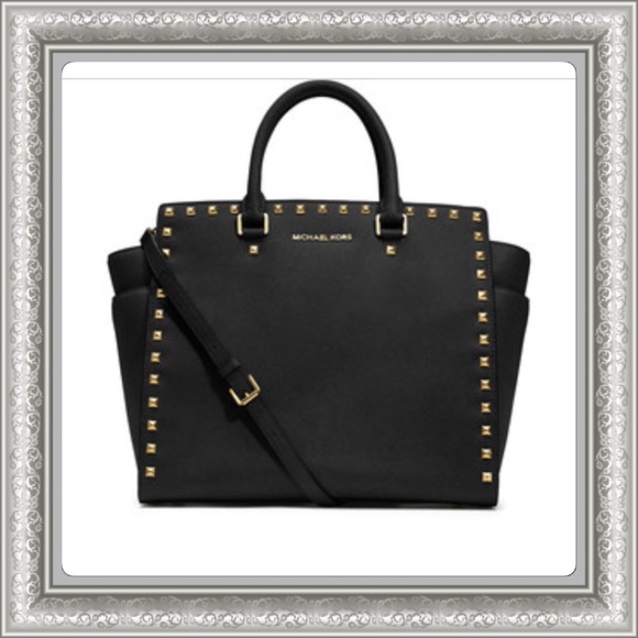 Michael Kors Handbags - Michael Kors studded Selma