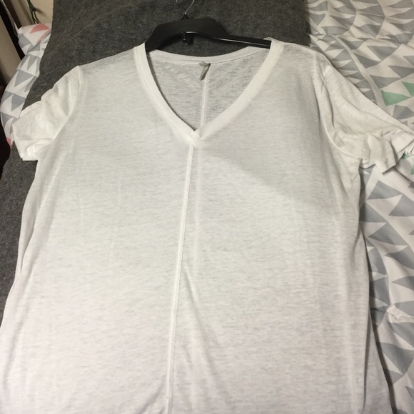 BKE Core White V-Neck