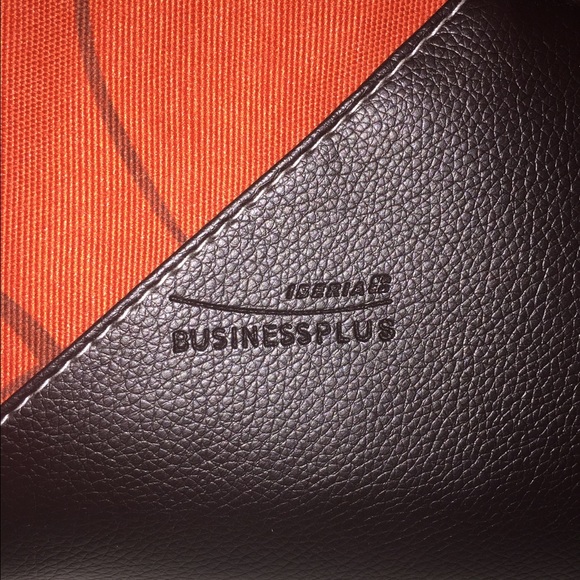 IBERIA BUSINESS PLUS leather case