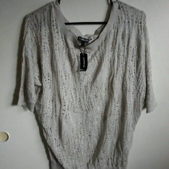 Express fashion top!!