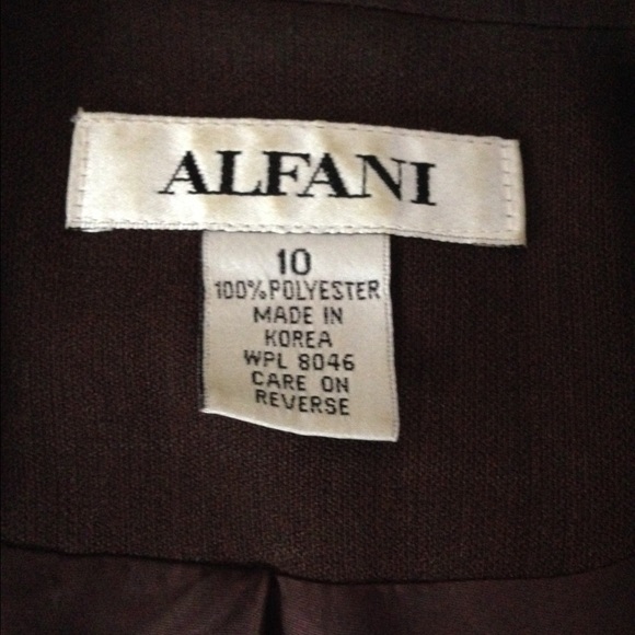 Chocolate brown Alfani blazer - Picture 2 of 3