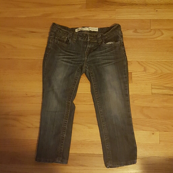 Denim capri pants