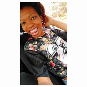 Meet your Posher, Tia