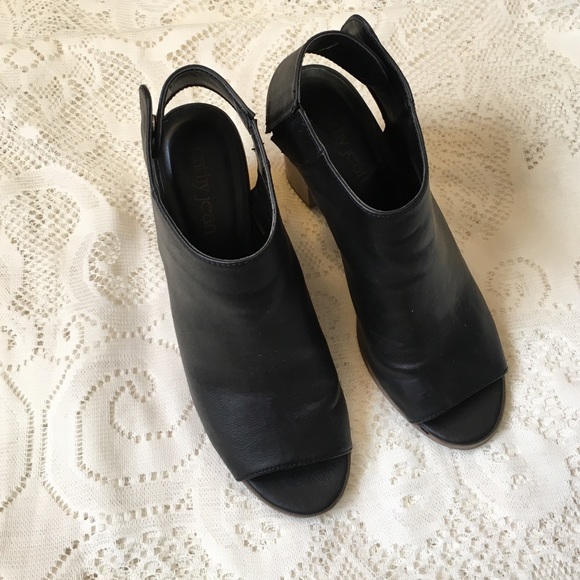 Cathy Jean booties