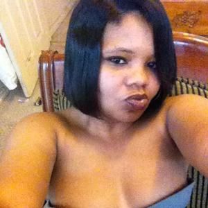 Meet your Posher, Senetria