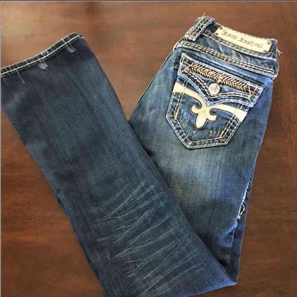 Rock revival. Size 25