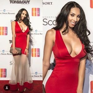 Red Sexy Gown With Sheer Bottom 🔥