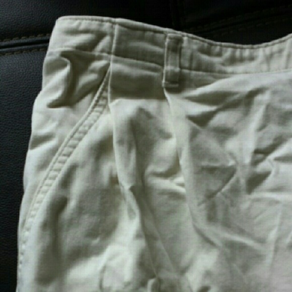 World's Most Wrinkled Shorts! - Picture 4 of 4
