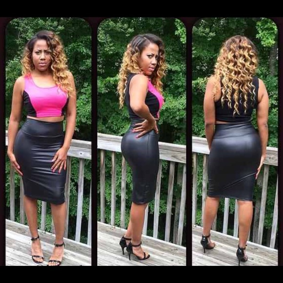 Fuchsia and Black Crop Top