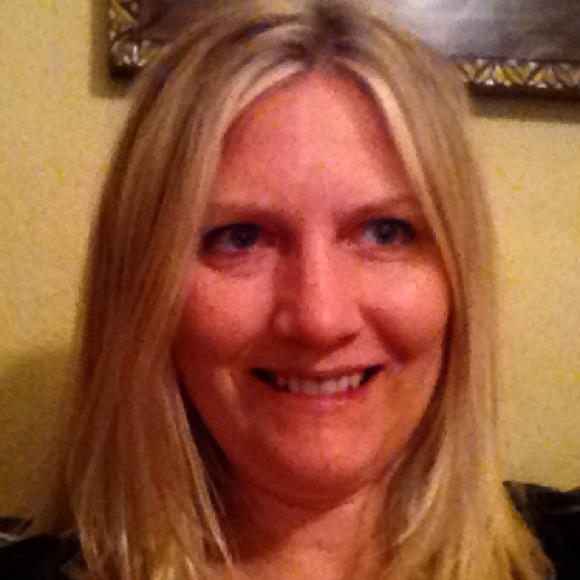 Meet your Posher, Julie