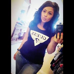 Meet your Posher, Sharon