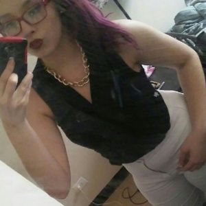 Meet your Posher, Nashali