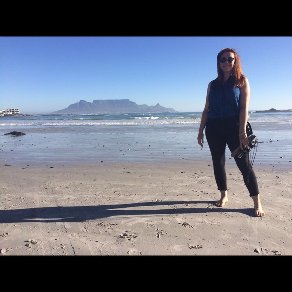 Meet your Posher, Erin - Picture 2 of 2