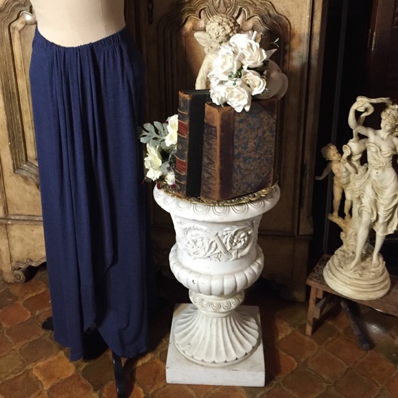 Max Studio Dresses & Skirts - NWT Max Studio front drape maxi skirt.