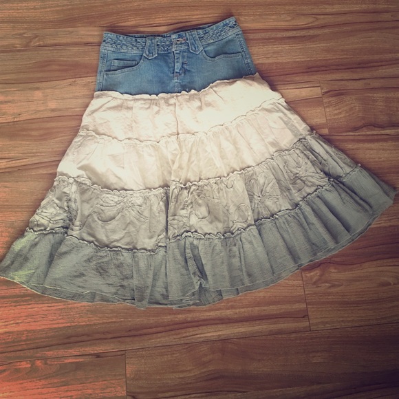 Wow look at this skirt!!!