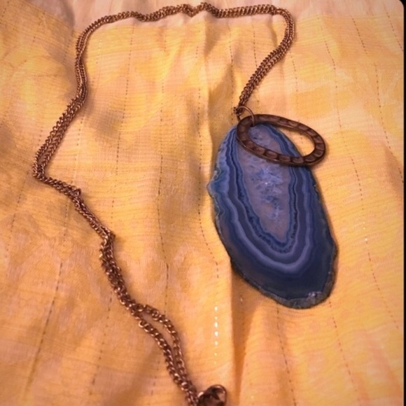 Blue Agate Necklace - Picture 2 of 2