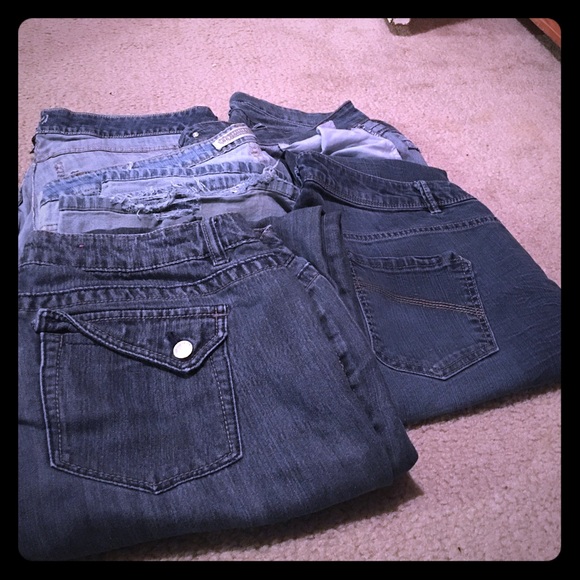 5paira of jeans