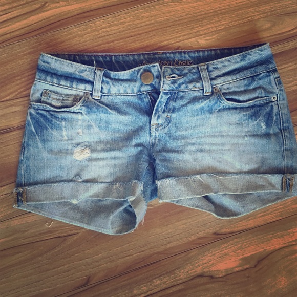 Super cute jean shorts