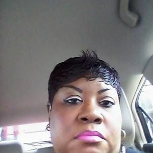 Meet your Posher, Lydia