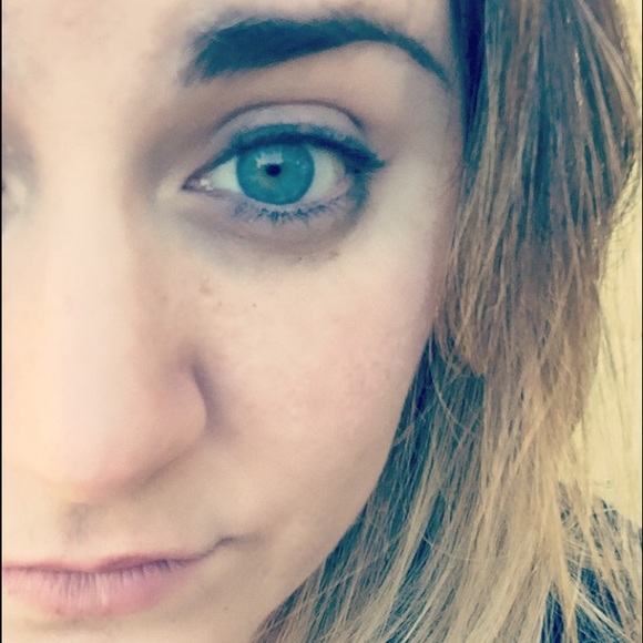 Meet your Posher, Mallory