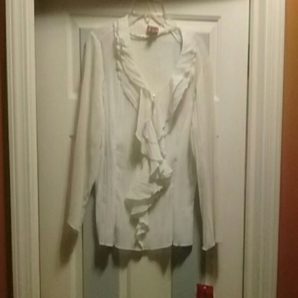 Blouse button rufflel