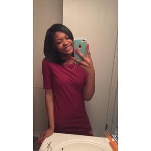 Meet your Posher, Cierra