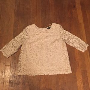 SALE H&M cream lace top