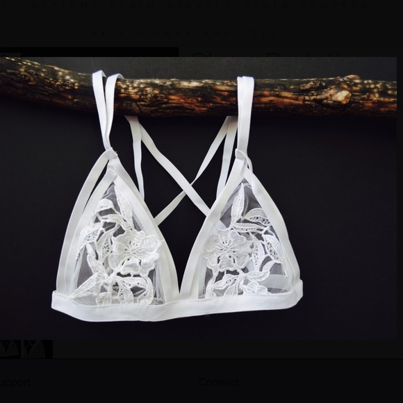 Delicate Lace Bralette - White - Picture 2 of 5