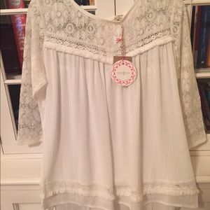 NWT Umgee Lace Baby Doll Top