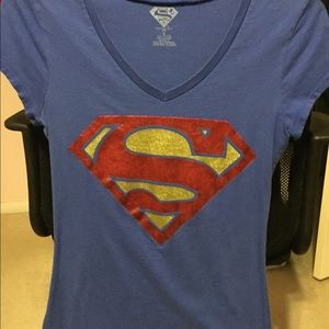 Fitted Superman V-neck