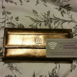 Italian leather RFID safe wallet