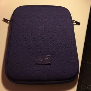 MICHAEL KORS Tablet Purple Neoprene zip top case