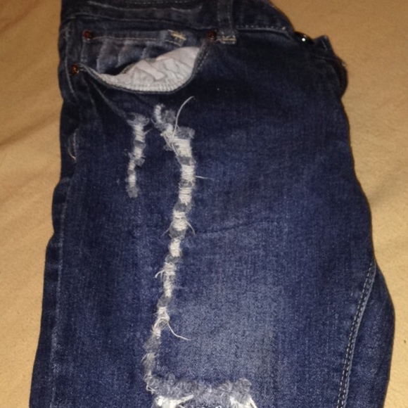 Denim Ripped Up Jean Capri