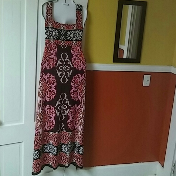 Elementz Dress - Picture 3 of 4