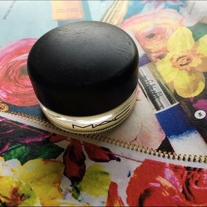 MAC Cosmetics "Tread Gently" Tendertone