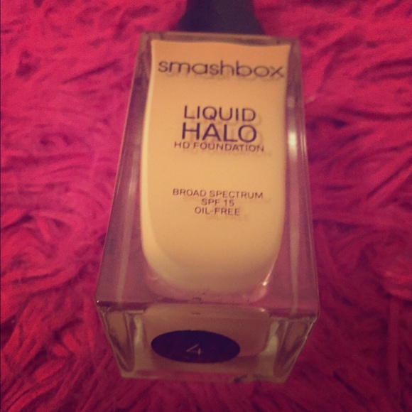 Smashbox Halo HD Foundation