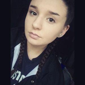 Meet your Posher, Nikki