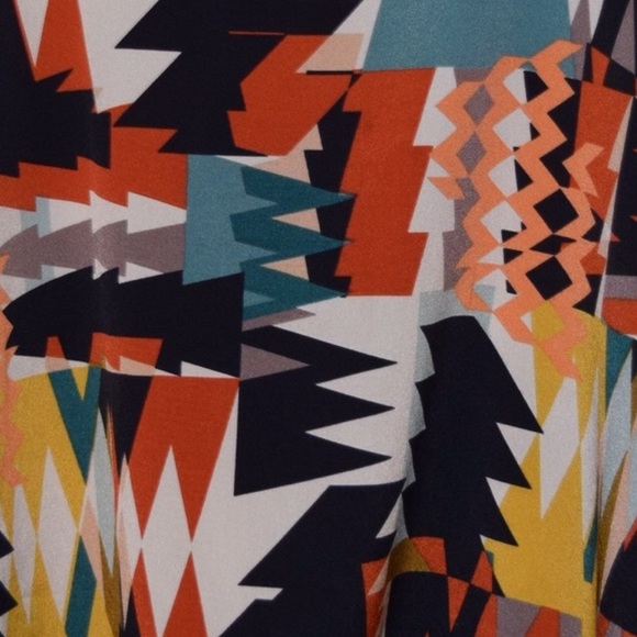 Aztec patterned blouse - Picture 2 of 3